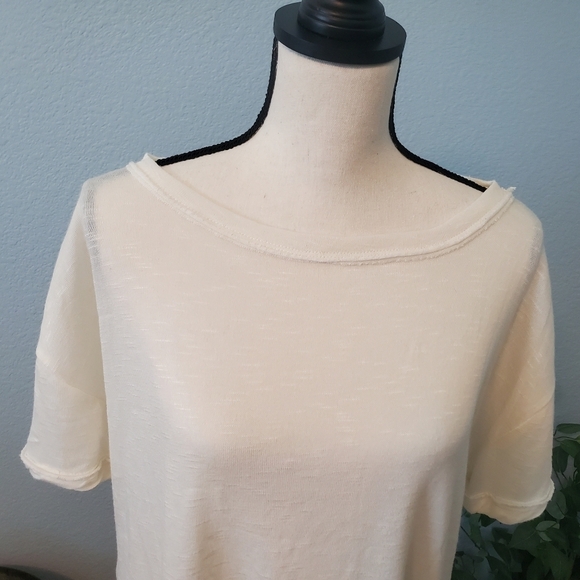 BKE short sleeved tee shirt open back slub knit, size small - Picture 7 of 12
